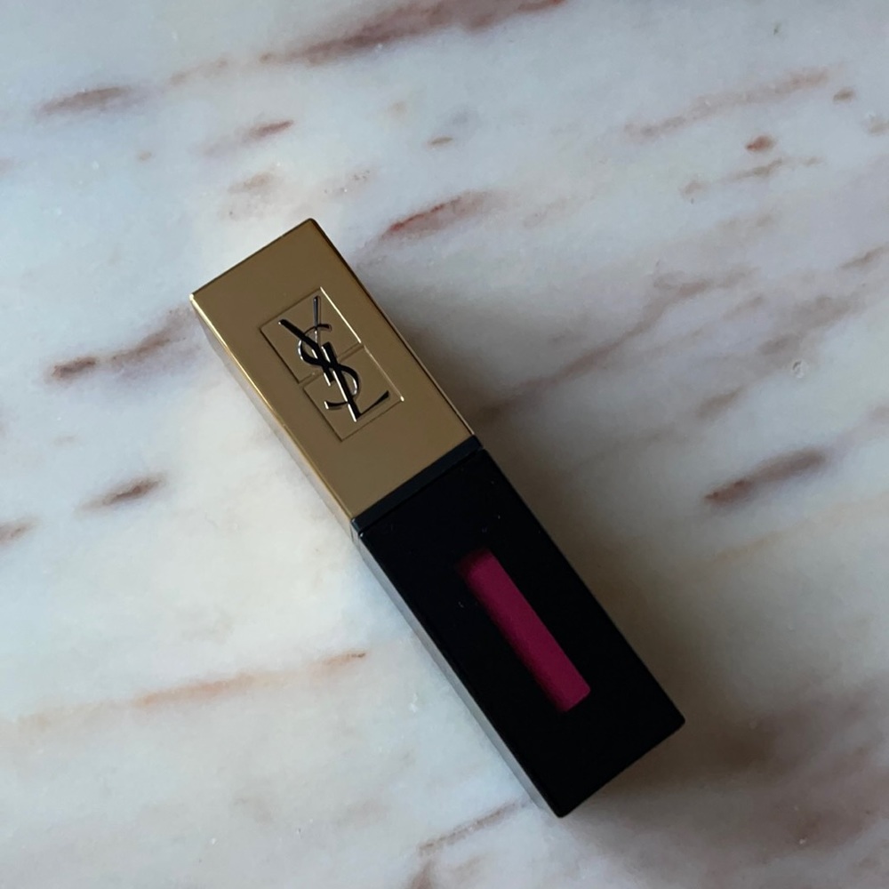 YSL VERNIS A LEVRES